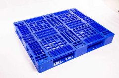 塑料托盤長期暴漏會不會受潮？